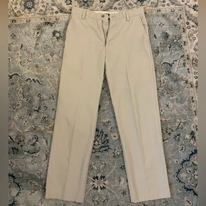 Dockers Classic Fit Khakis 30x32